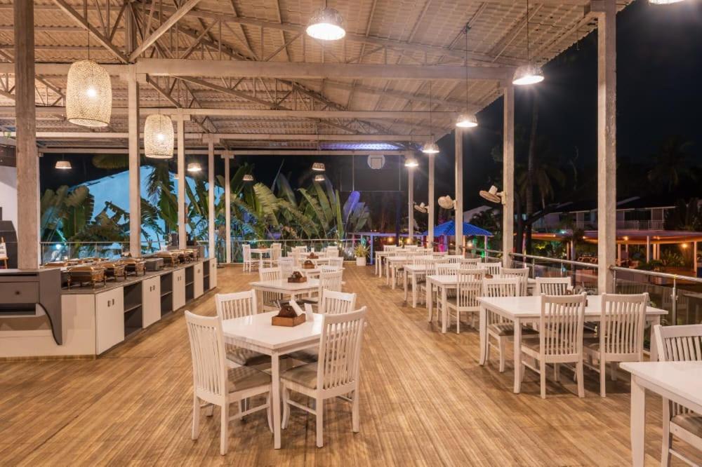 Foxoso La Beach Resort & Spa 果阿旧城 外观 照片