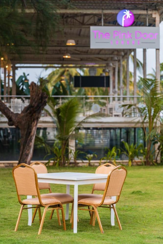 Foxoso La Beach Resort & Spa 果阿旧城 外观 照片